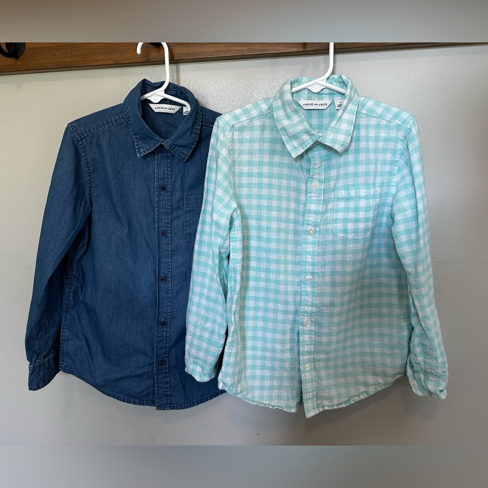 Janie and Jack bundle- 2 boys long sleeve button up shirts- Size 6